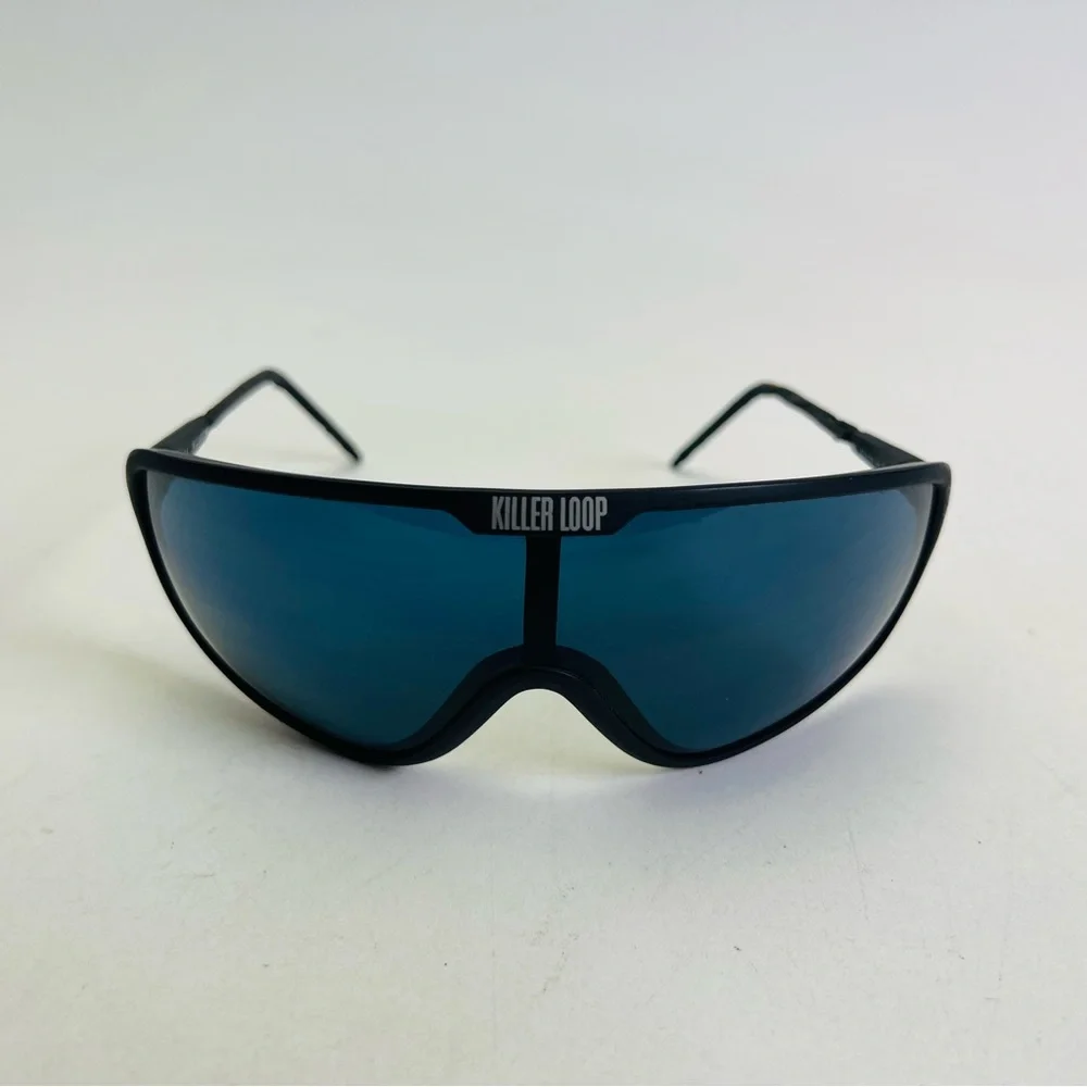 B & L‎ KillerLoop W1167 E